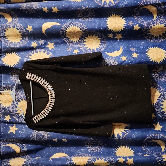 Black sparkly top - Picture 1 of 4